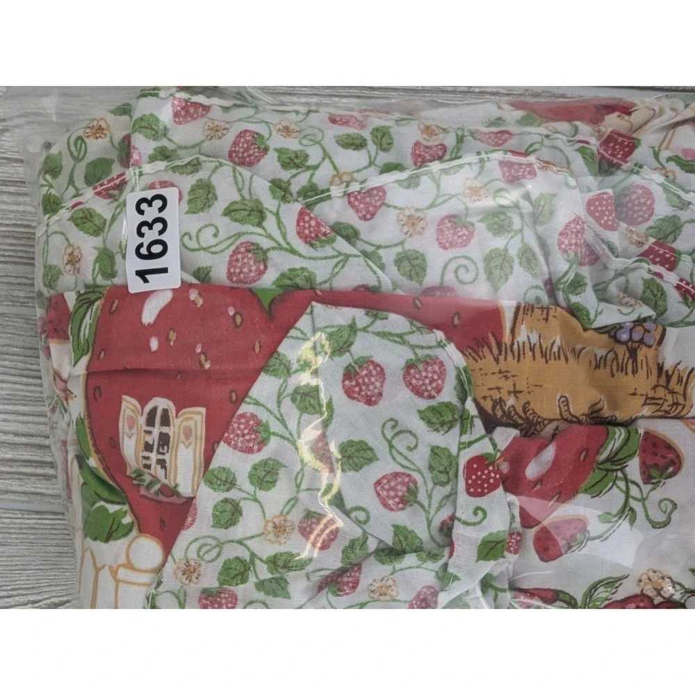 Vintage Strawberry Shortcake Curtains Pair 80s Ruffled American Greetings Long